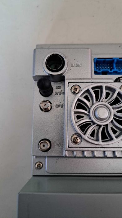 мултимедия 1 DIN