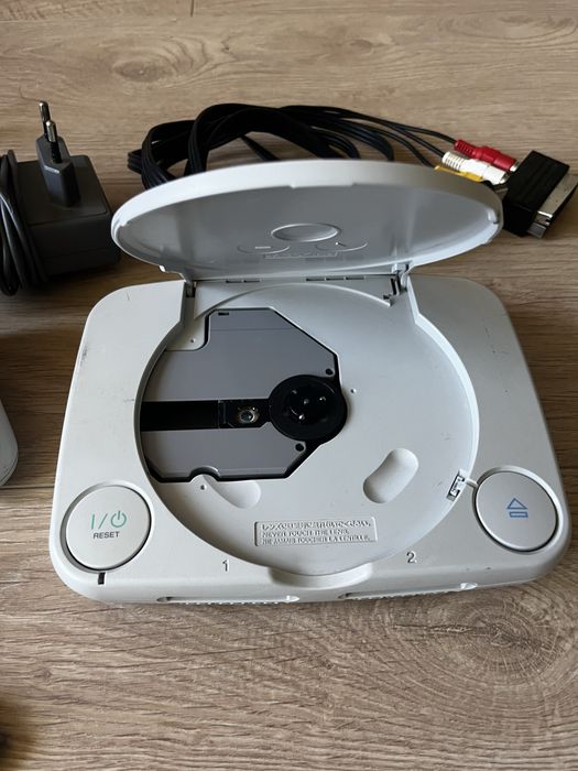 Playstation PS One + игри