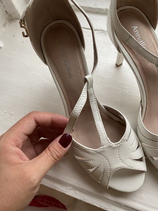 Босоножки   Белые 38