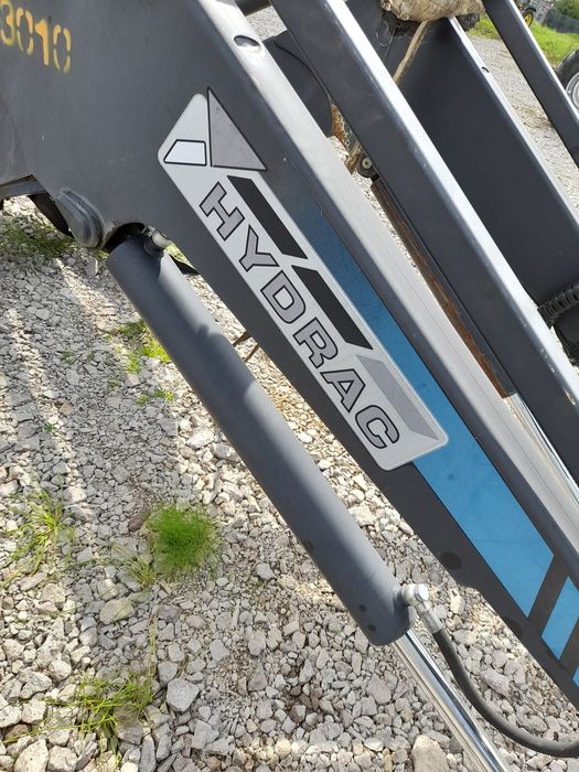 Piese tractor INCARCATOR ncărcător frontal New Holland