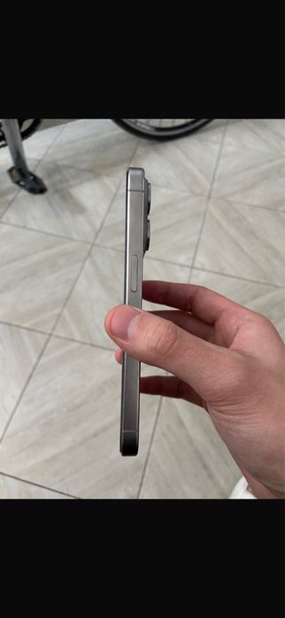 Продам айфон 15 pro
