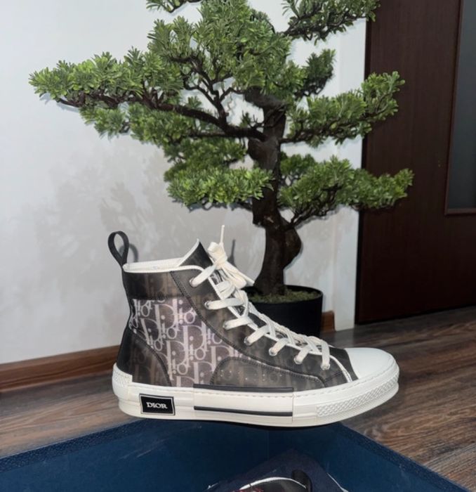 Dior b23 high premium