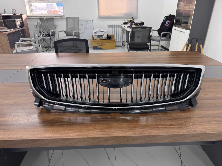 Geely Emgrand решетка радиатора