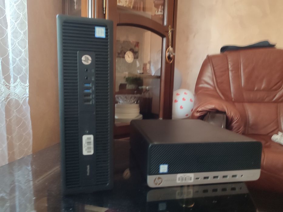 Vând două variante unități de calculator HP fără hardisc