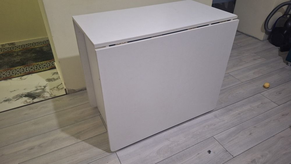 Продам книжный стол