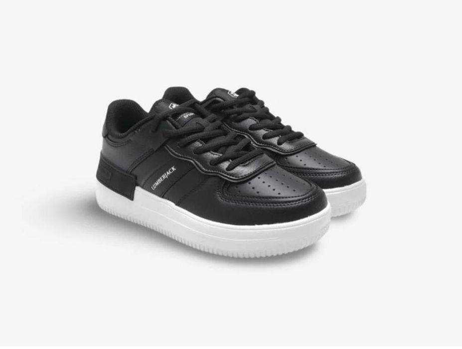 Продается кроссовки