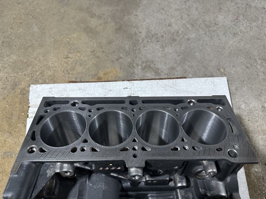 Продам блок ДВС К4М