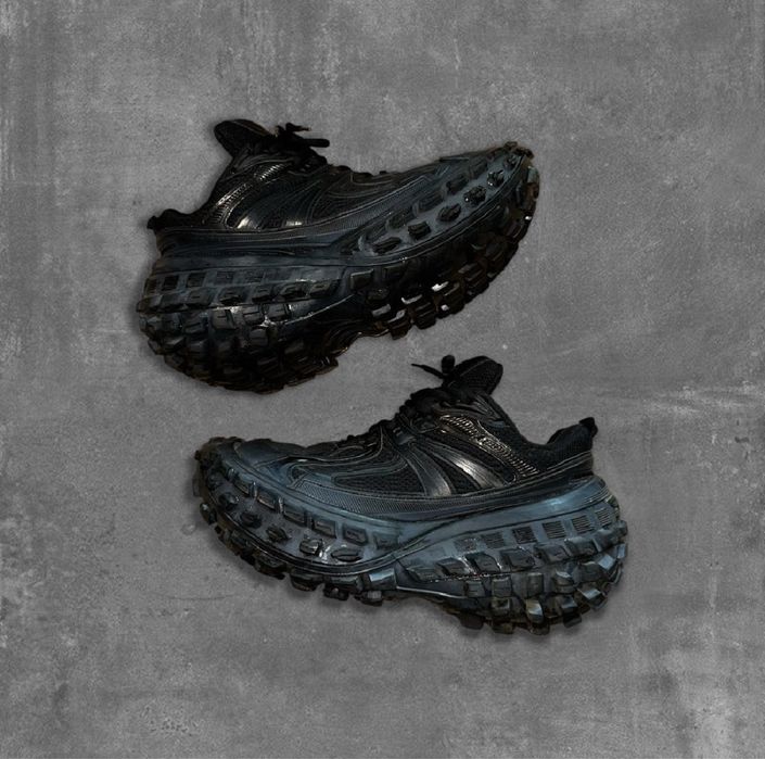 Balenciaga Defender размер 40