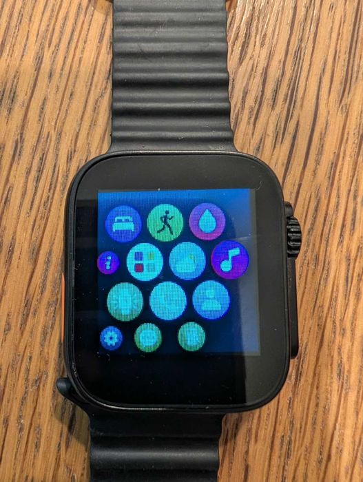 Ceas smartwatch Ultra 8, negru, cu puls, pași și încărcător USB