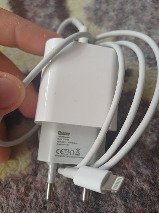 Incarcător de Apple