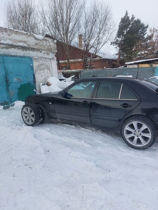 R18 4 шт сатылады 1 еуінде трешина бар