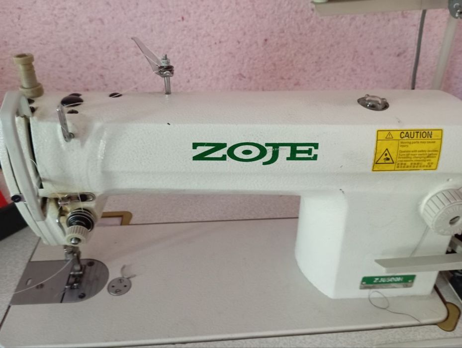 Tikuv mashinasi sotiladi