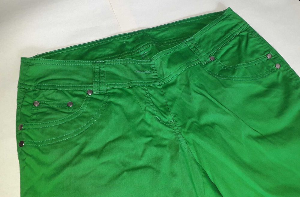 Дамски дънки (зелено, бяло)