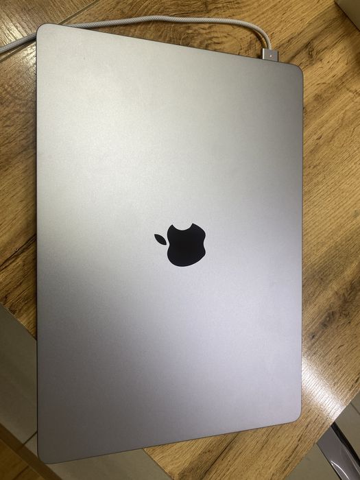Apple macbook air m2