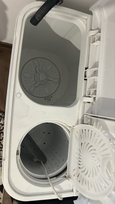 Продается стиральная машина полуавтомат