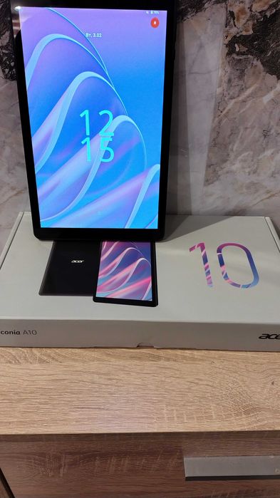 Продавам таблет Acer Iconia A10