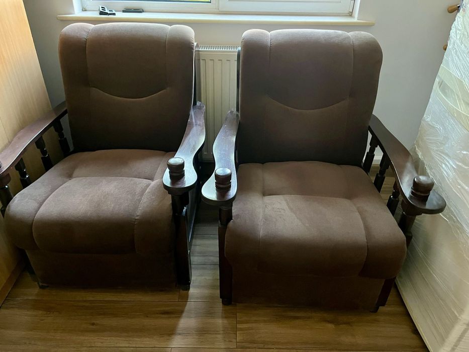 Canapea extensibila cu fotolii - stare ca noua