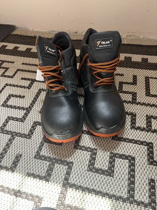 Рабочий спец обувь