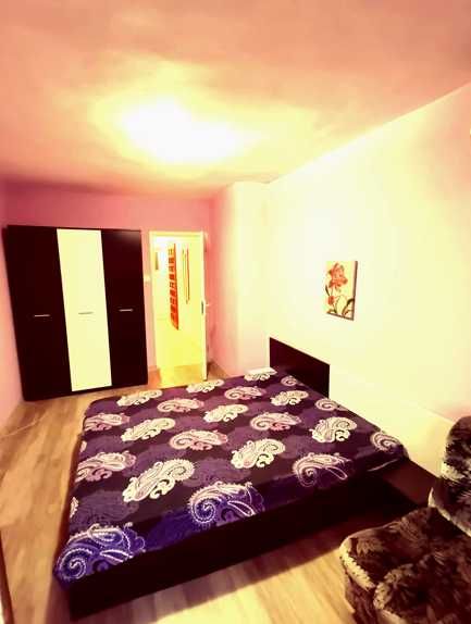 Дава се под наем Двустаен апартамент в Бургас, Възраждане - 40 кв.м за 178.5 € - Снимка #2