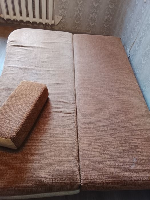 Отдам  диван тахта