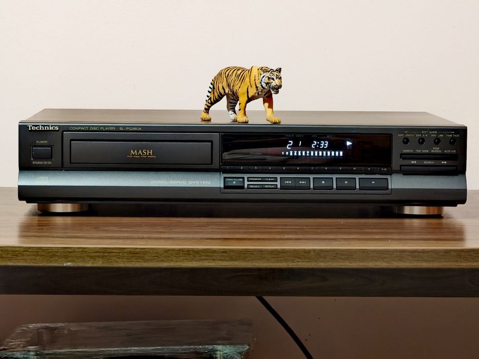 Technics SL-PG360A. Cd player de clasă. Ca nou. Preț fix !