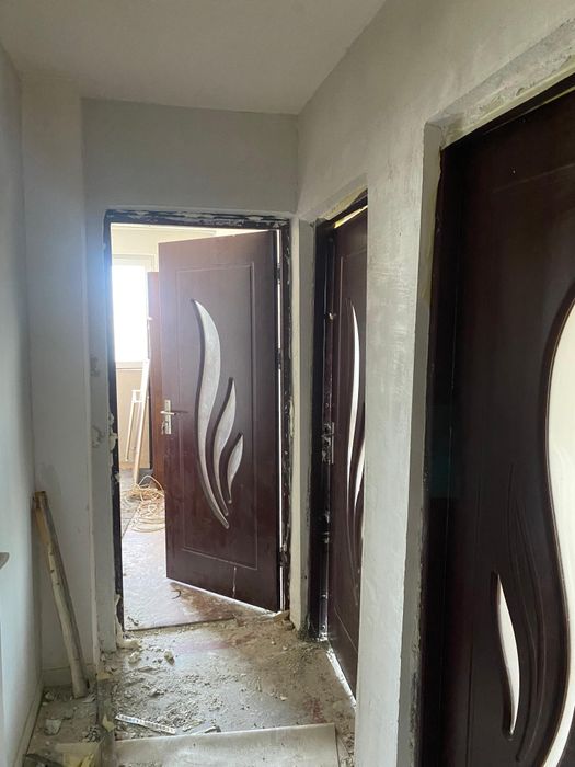 Vand apartament cu 2 camere