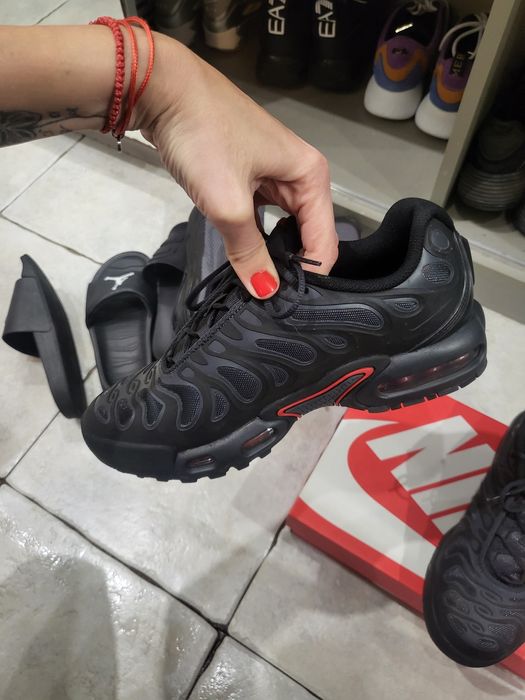 Nike air max plus drift