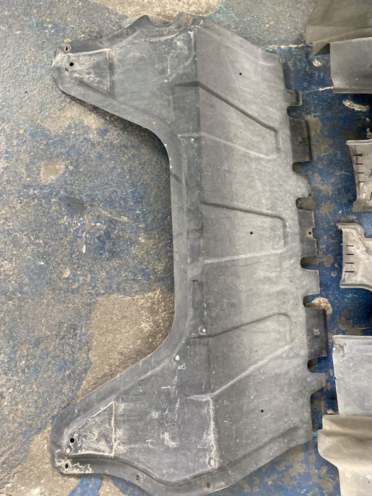 Scut motor scut lateral stanga dreapta vw passat b6 b7 cc tiguan 5n