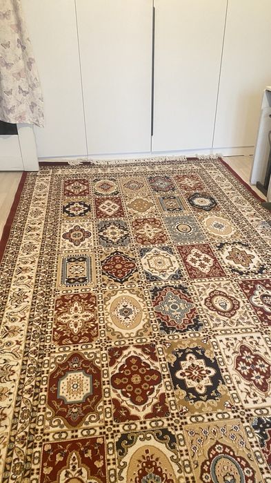 Прлдам ковры все за 25000