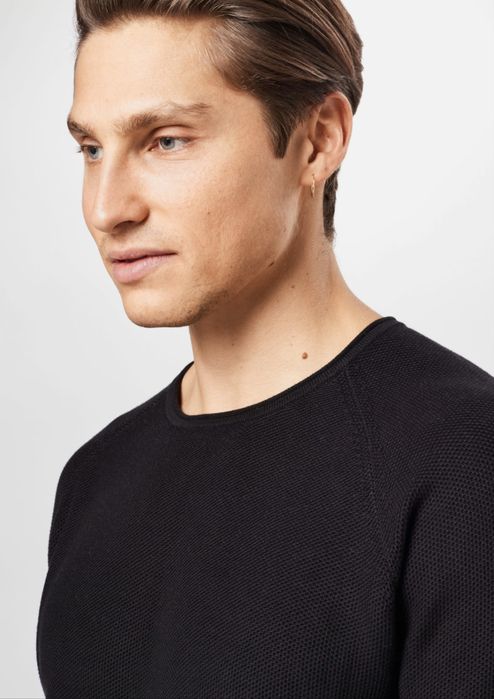 Nowadays ОРИГИНАЛЕН мъжки пуловер - L-М