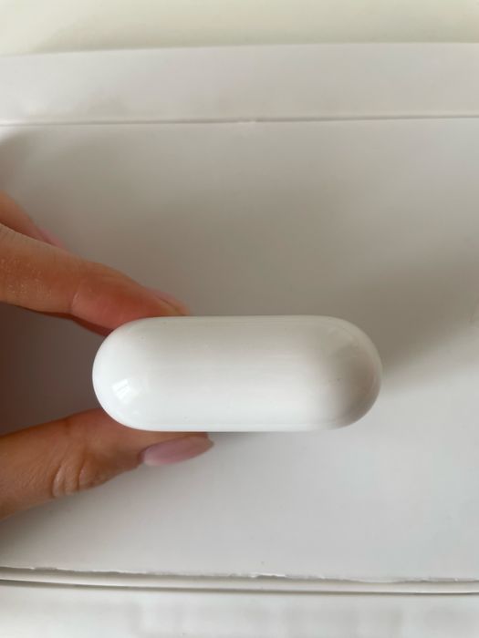 Продам Apple AirPods 3rd generation