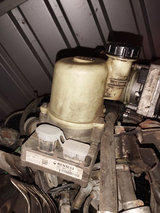 Pompe servo Logan Duster Sandero
