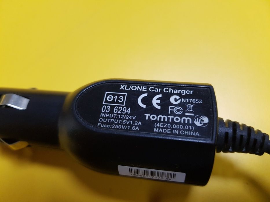 Зарядно за Gps навигация Tom Tom , Garmin , Navigon
