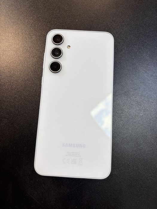 Samsung A35 5G Перфектен