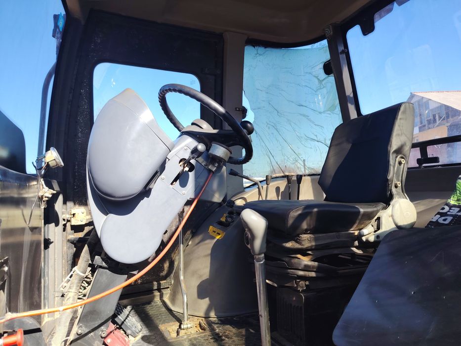 Трактор 2016 года