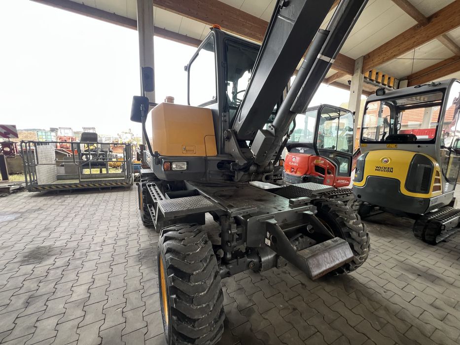 Volvo EW60E – Excavator pe roți, 6.5 tone, an 2016 – 3020 ore