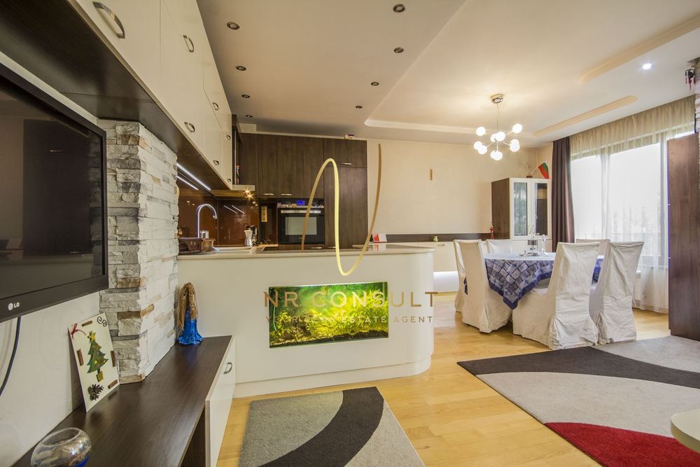 Дава се под наем Тристаен апартамент в София, Лагера - 96 кв.м за 690 € - Снимка #1