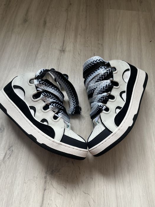 Lanvin curb black white 41