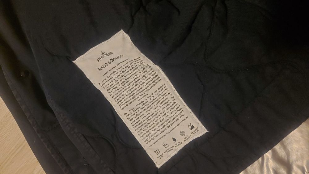 Stone island L(отговаря на M) яке