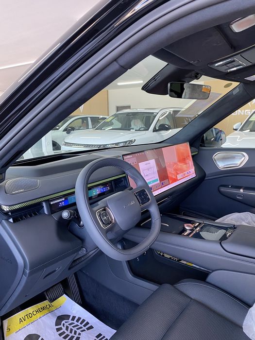 Lynk & co 900 ultra