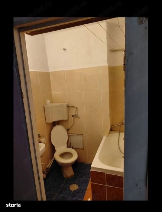 Garsonieră confortabilă, etaj 4 în Oradea — fotografia 2
