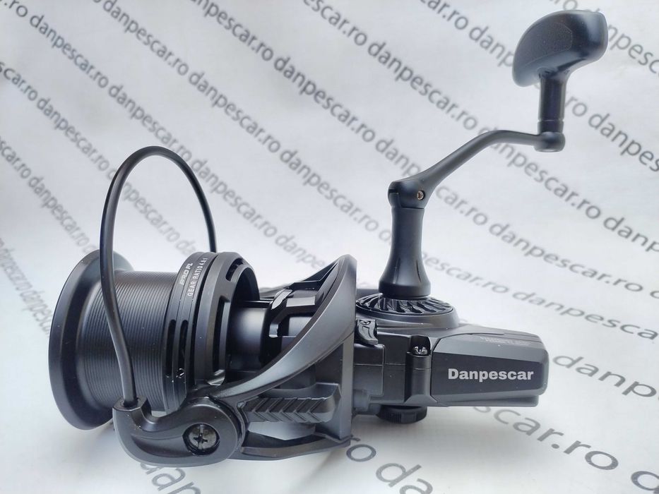 Mulinetă PRO FL Strategist SPOD Feeder si Crap TX8000 tambur Long Cast