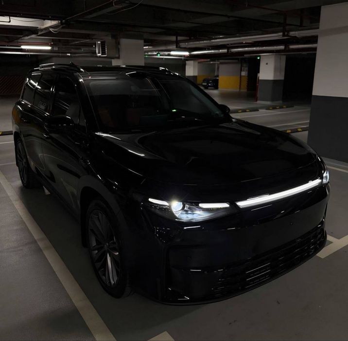 Leapmotor C16 Restyling 2026г 3 поз Гибрид фулл! Масло 1700км! Чистая!