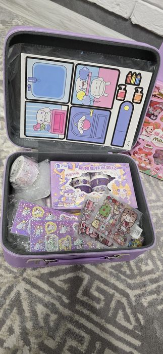 Набор для девочек в чемоданчике новый