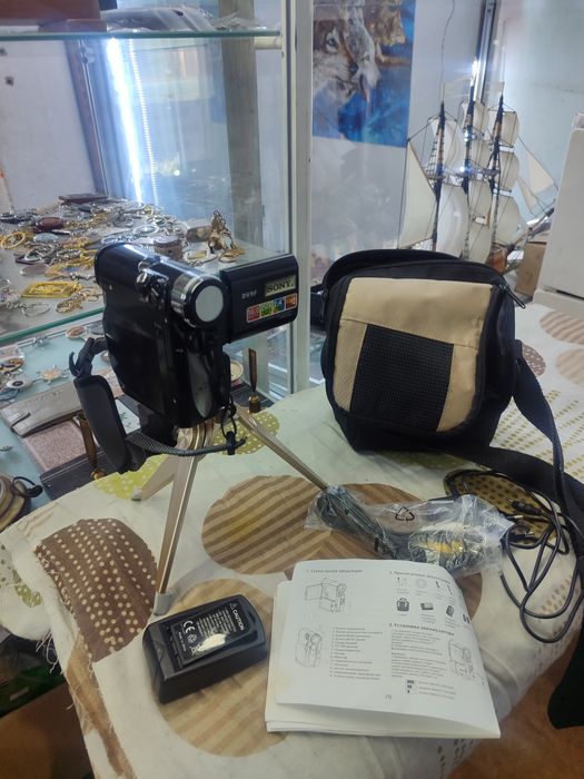 Продам видеокамеру