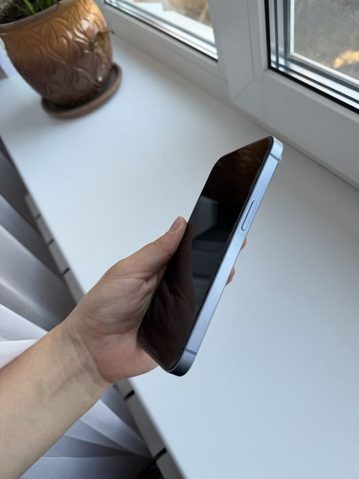 Продам Iphone 14 128Gb