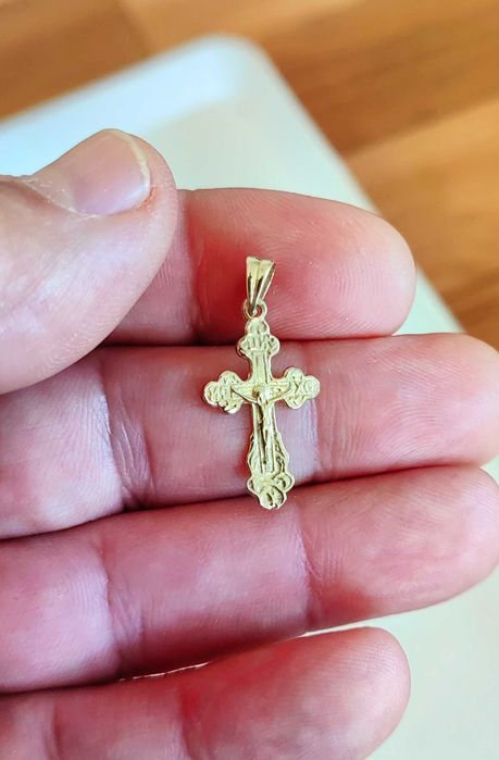 Златен кръст, 14 карата злато, кръст с разпятието на Исус Христос