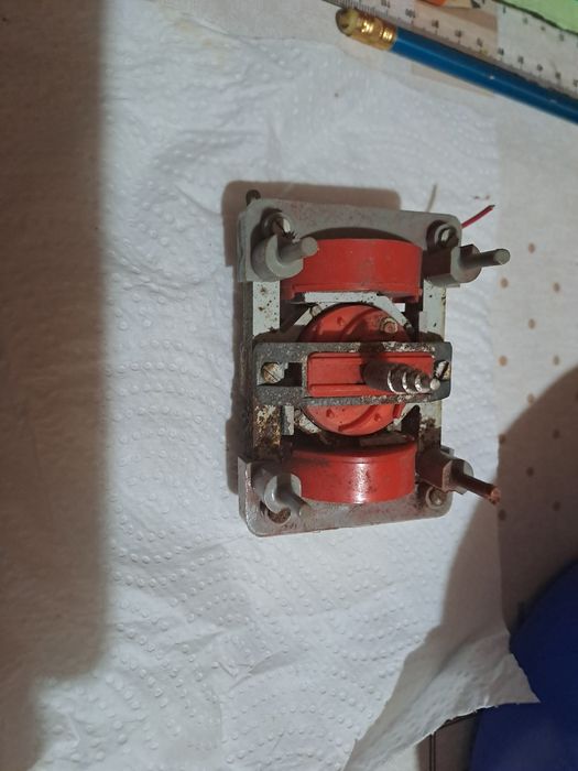 Vand motoras M 101 pentru pick up Tesla