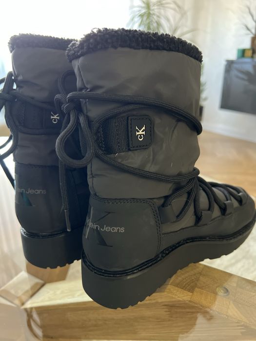 Calvine Klein Апрески