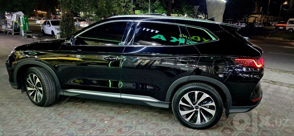 Byd chempion 605km 2023yil kraska toza Ev  full navorot  honor pozitsi